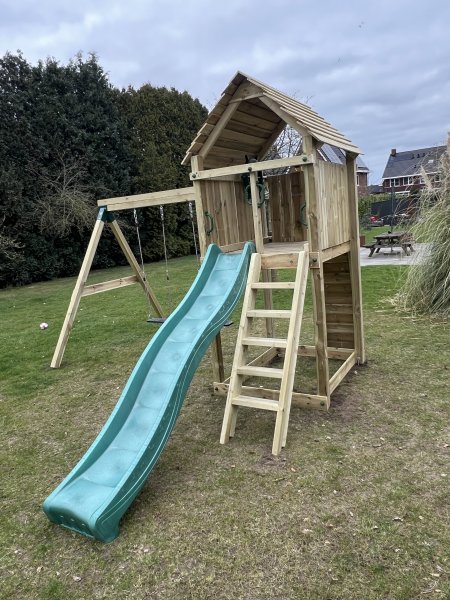 Speeltoestel gastouders tuin extra